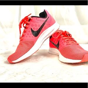 Nike pink running shoes
